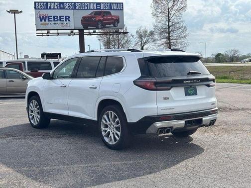 2024 GMC Acadia Denali