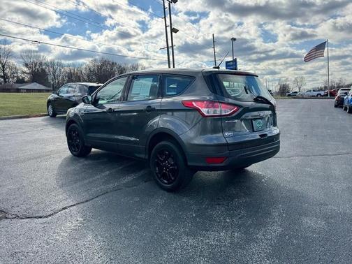 2016 Ford Escape S