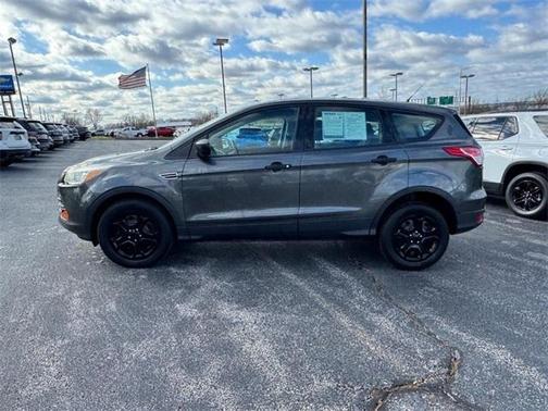 2016 Ford Escape S
