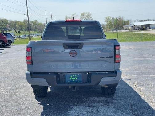 2024 Nissan Frontier PRO-4X