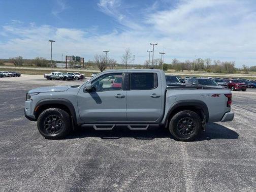 2024 Nissan Frontier PRO-4X