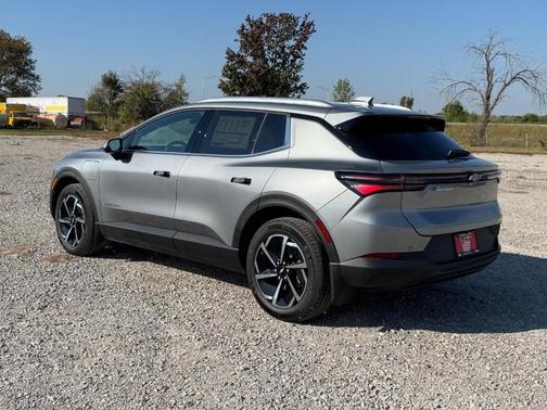 2026 Chevrolet Equinox EV LT 2