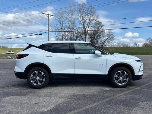 2024 Chevrolet Blazer LT