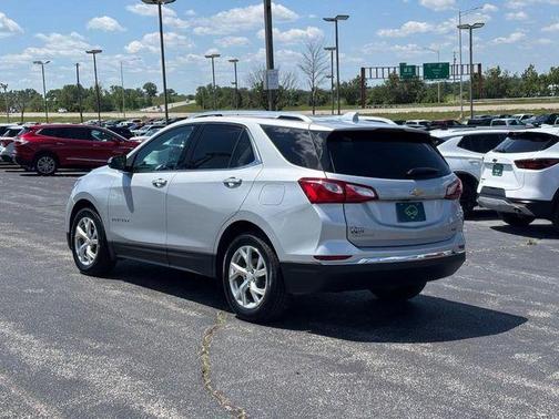 Silver Ice Metallic 2018 Chevrolet Equinox Premier w/1LZ