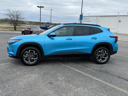 2025 Chevrolet Trax LT