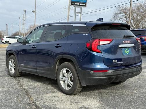 2023 GMC Terrain SLE