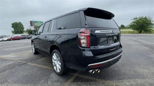 2023 Chevrolet Suburban High Country