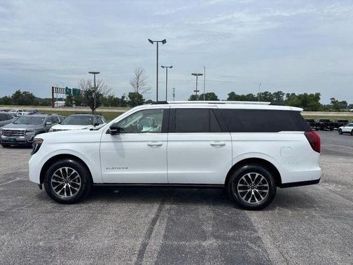 Oxford White 2025 Ford Expedition Max Platinum