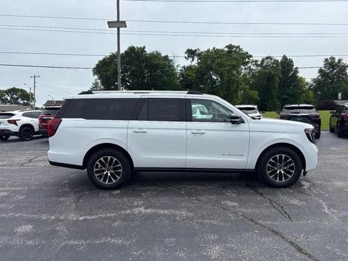 Oxford White 2025 Ford Expedition Max Platinum