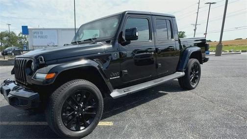 2022 Jeep Gladiator Overland