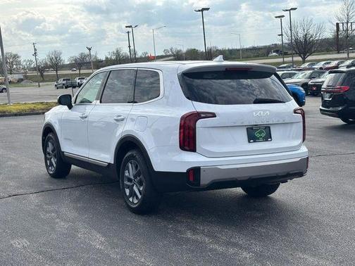 2024 Kia Telluride LX