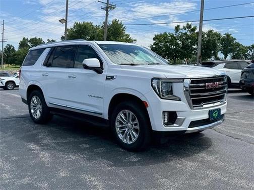 2022 GMC Yukon SLT