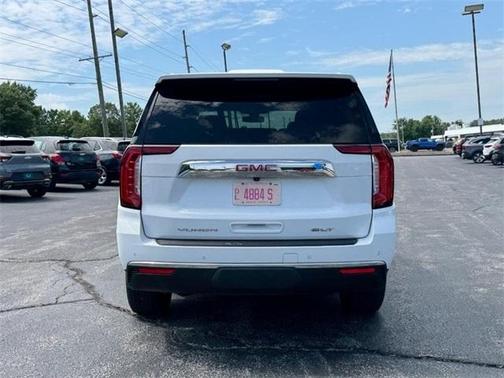 2022 GMC Yukon SLT