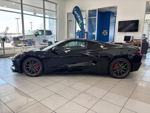2026 Chevrolet Corvette Stingray w/2LT