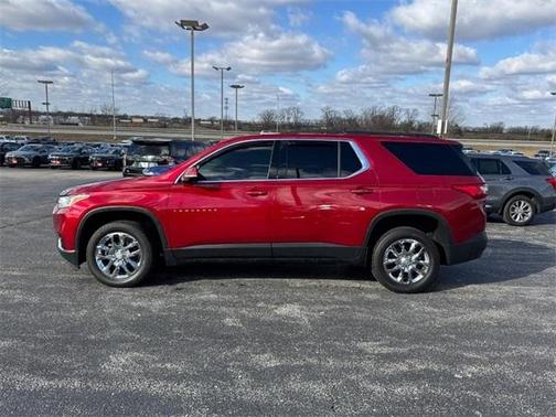 2020 Chevrolet Traverse LT Cloth