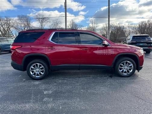 2020 Chevrolet Traverse LT Cloth