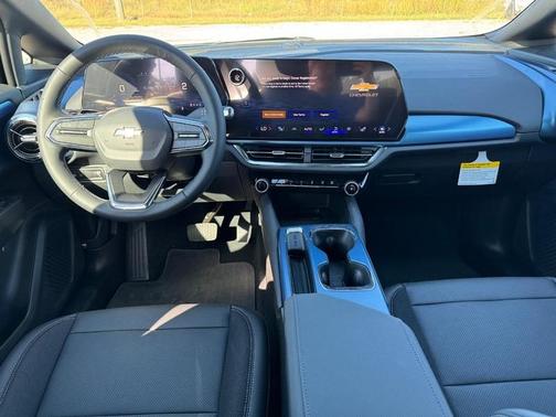 2026 Chevrolet Equinox EV LT 2