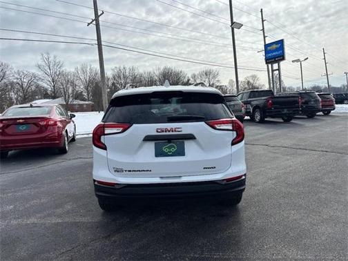 2024 GMC Terrain SLT