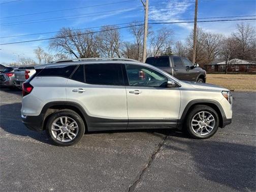 2022 GMC Terrain SLT
