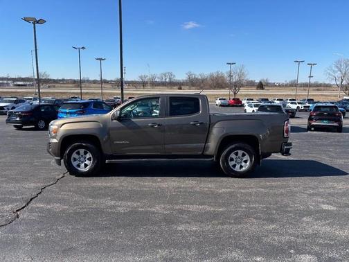 2016 GMC Canyon Base