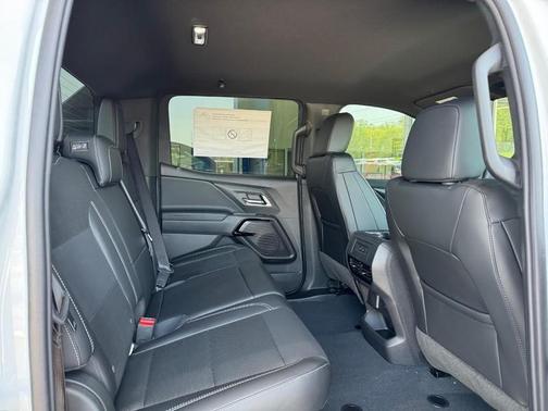 2025 Chevrolet Silverado EV LT