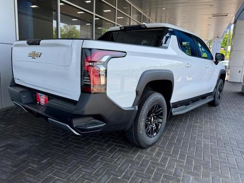 2025 Chevrolet Silverado EV LT