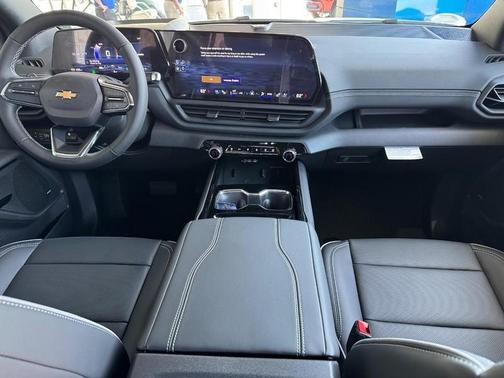 2025 Chevrolet Silverado EV LT