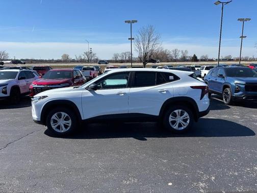 2026 Chevrolet Trax LS