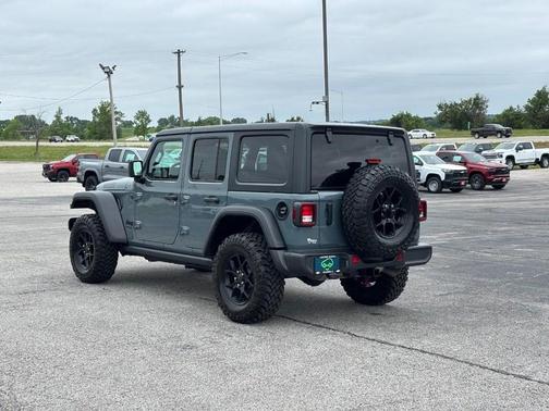 Anvil Clearcoat 2024 Jeep Wrangler Sport