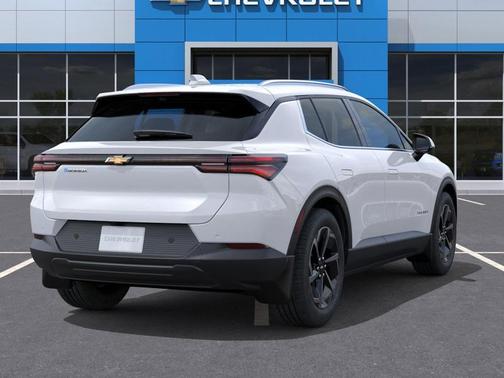 2026 Chevrolet Equinox EV LT 2
