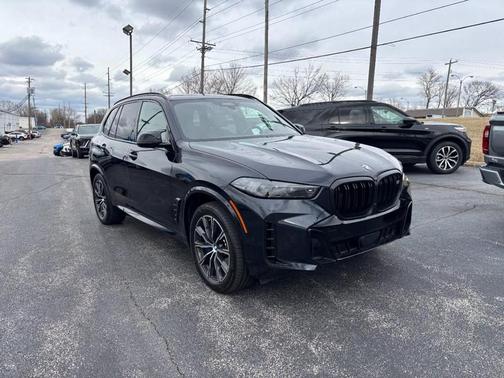 2024 BMW X5 M60i