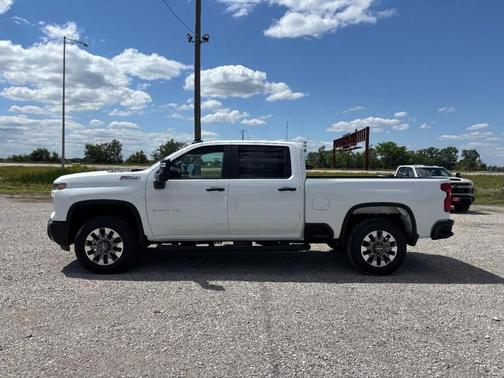 White 2026 Chevrolet Silverado 2500 Custom