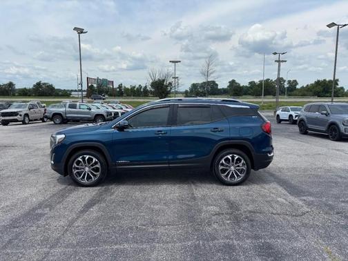 Blue Emerald Metallic 2021 GMC Terrain SLT