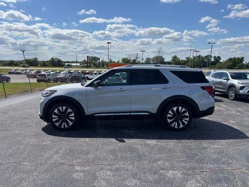 White Metallic 2025 Ford Explorer Platinum