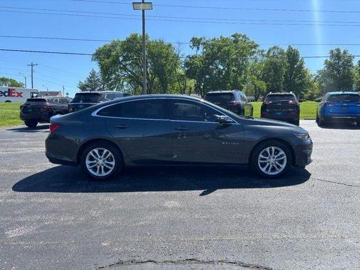 Nightfall Gray Metallic 2017 Chevrolet Malibu 1LT