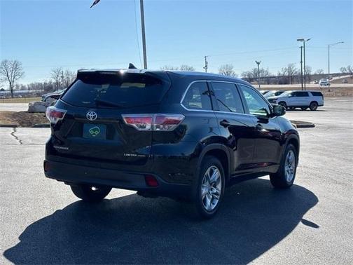 2016 Toyota Highlander Limited Platinum
