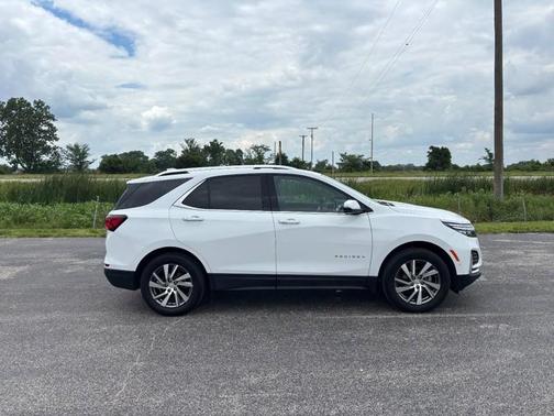 Summit White 2024 Chevrolet Equinox Premier