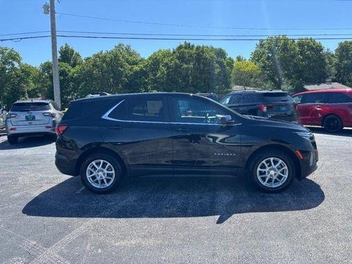 Mosaic Black Metallic 2024 Chevrolet Equinox LT