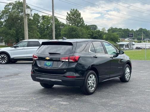 Mosaic Black Metallic 2024 Chevrolet Equinox LT