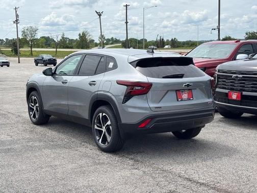 Gray 2026 Chevrolet Trax 1RS