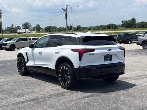 Summit White 2024 Chevrolet Blazer EV RS