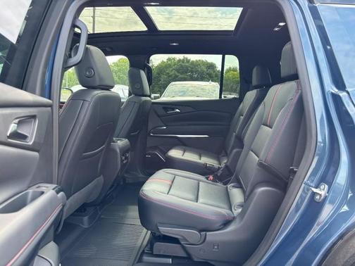 Blue 2026 Chevrolet Traverse RS