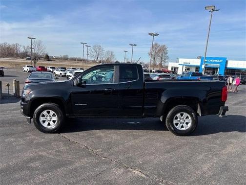 2017 Chevrolet Colorado WT