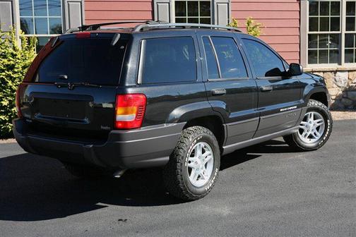 2004 Jeep Grand Cherokee Laredo