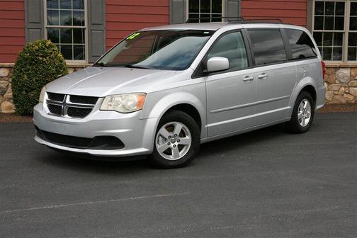 Bright Silver Metallic Clearcoat 2012 Dodge Grand Caravan SXT