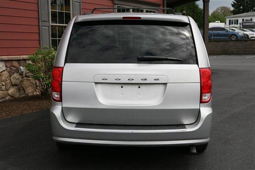 Bright Silver Metallic Clearcoat 2012 Dodge Grand Caravan SXT