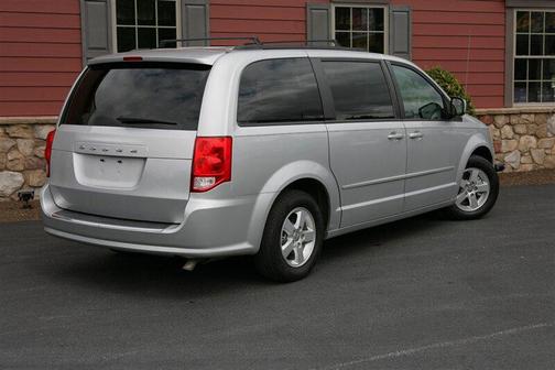 Bright Silver Metallic Clearcoat 2012 Dodge Grand Caravan SXT
