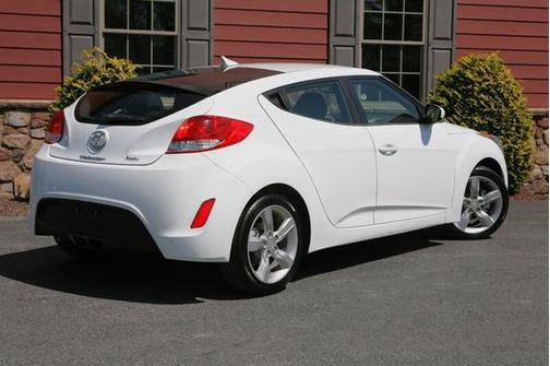 2014 Hyundai Veloster Base