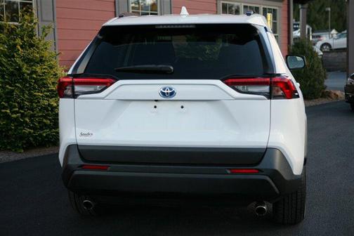 2021 Toyota RAV4 Hybrid LE