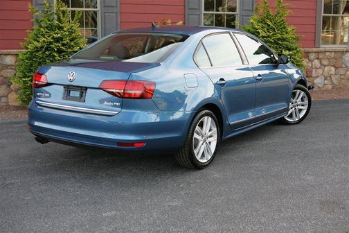 2017 Volkswagen Jetta 1.8T SEL